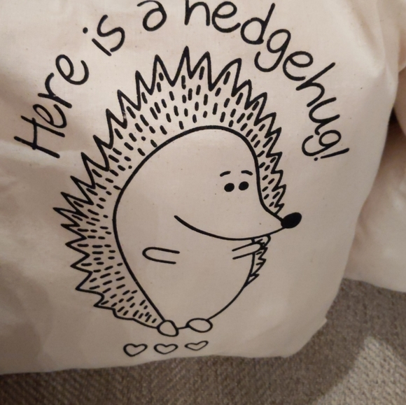 Burlap pillows 12x12 - Picture 3 of 4